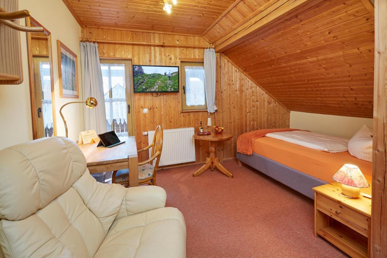 Land- Und Aktivhotel Altmuehlaue Bad Rodach Luaran gambar